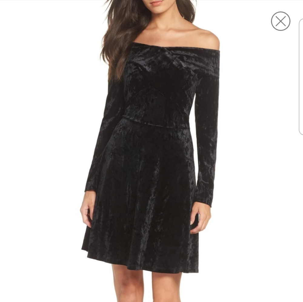 Chelsea 28 off the shoulder black velvet dress